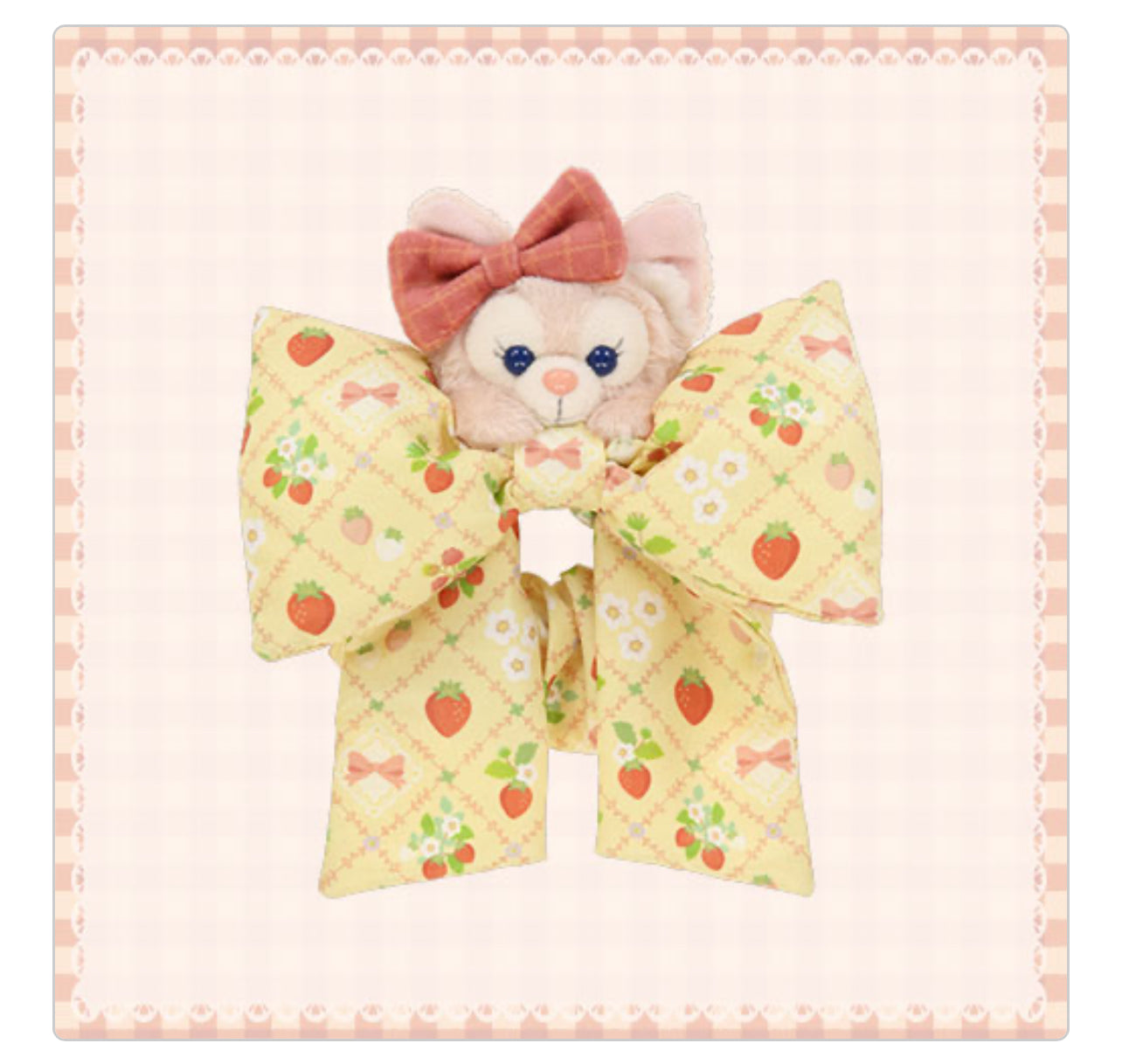 Disney Sea Heartfelt Strawberry scrunchi