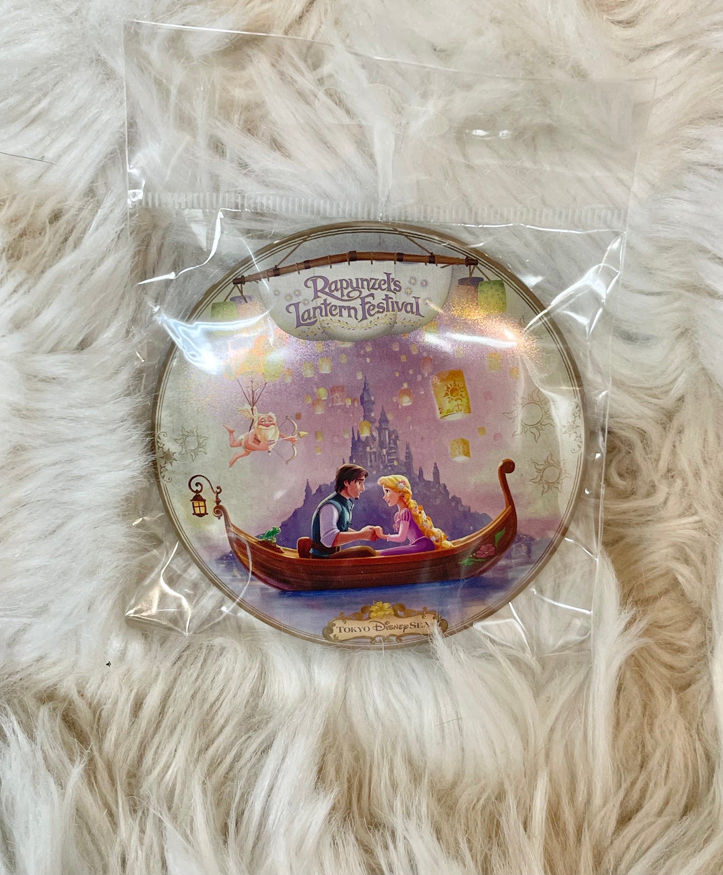 Tokyo Disney sea Rapunzel’s lantern festival can badge