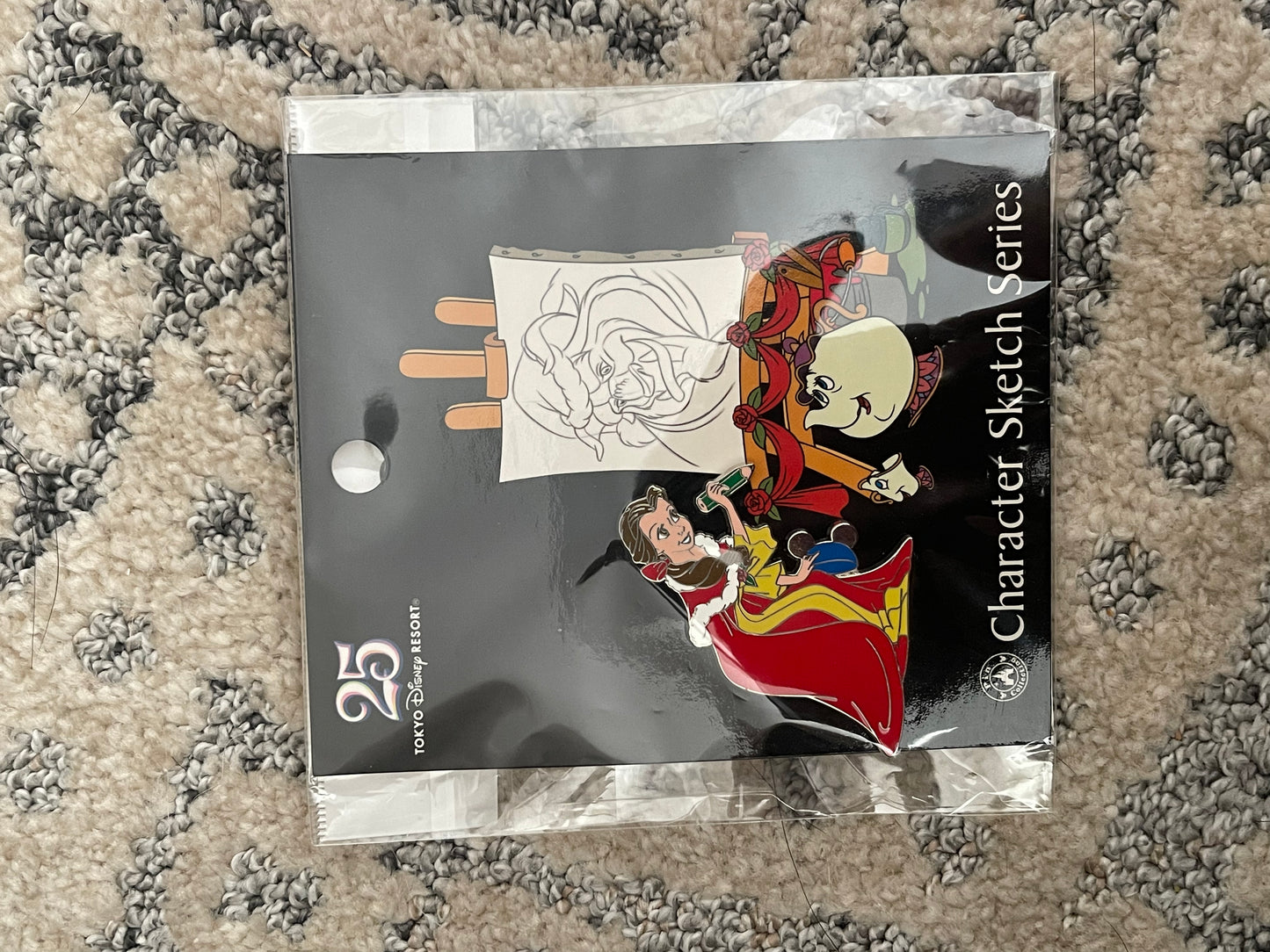 Tokyo Disney character sketch series enamel pin