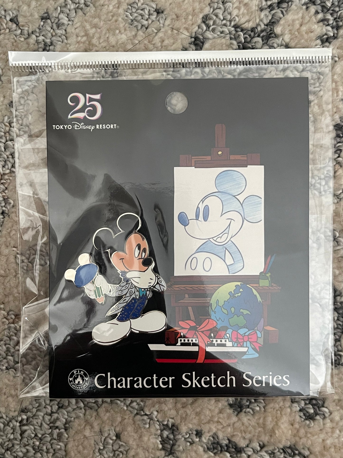 Tokyo Disney character sketch series enamel pin