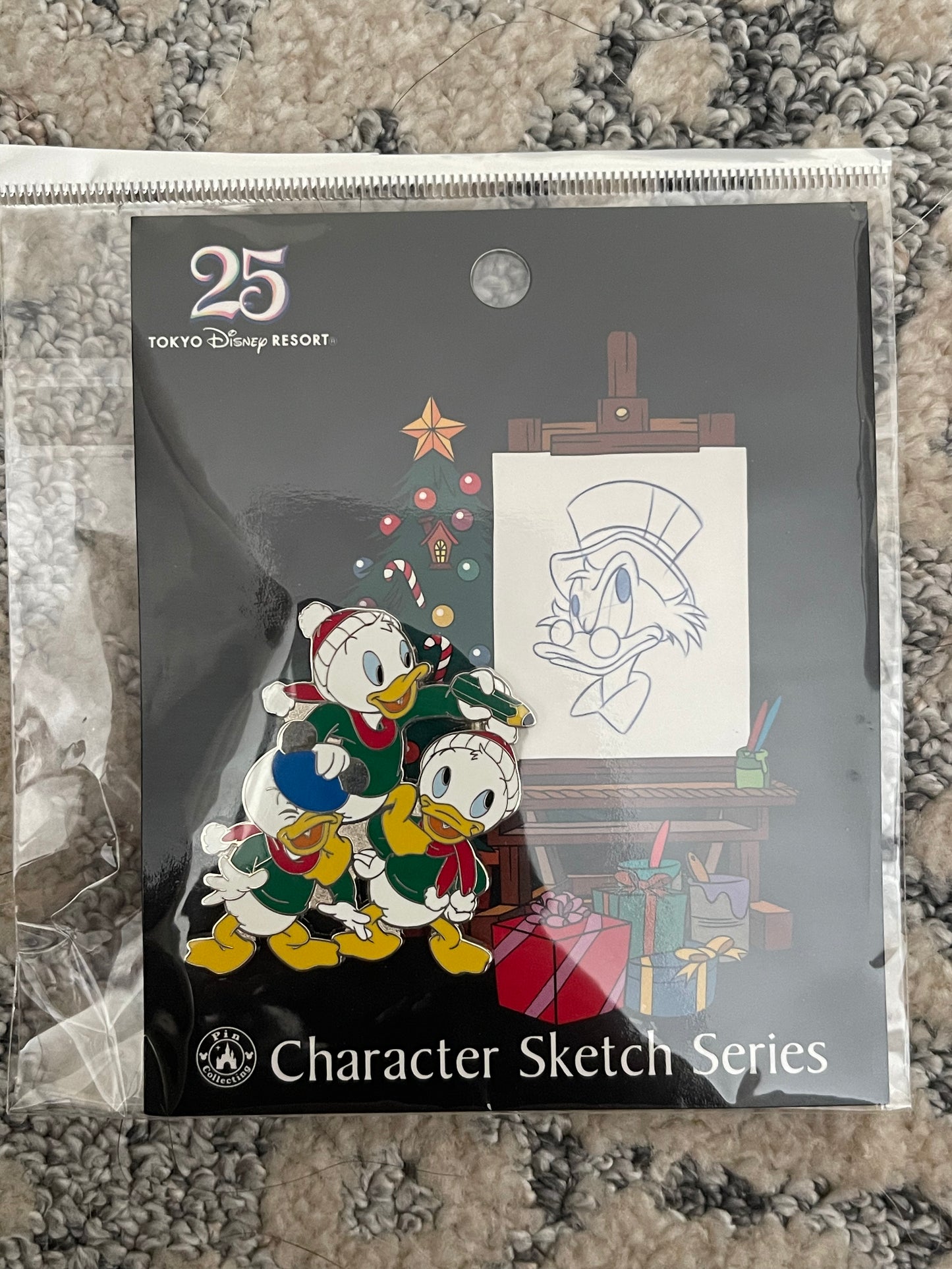 Tokyo Disney character sketch series enamel pin