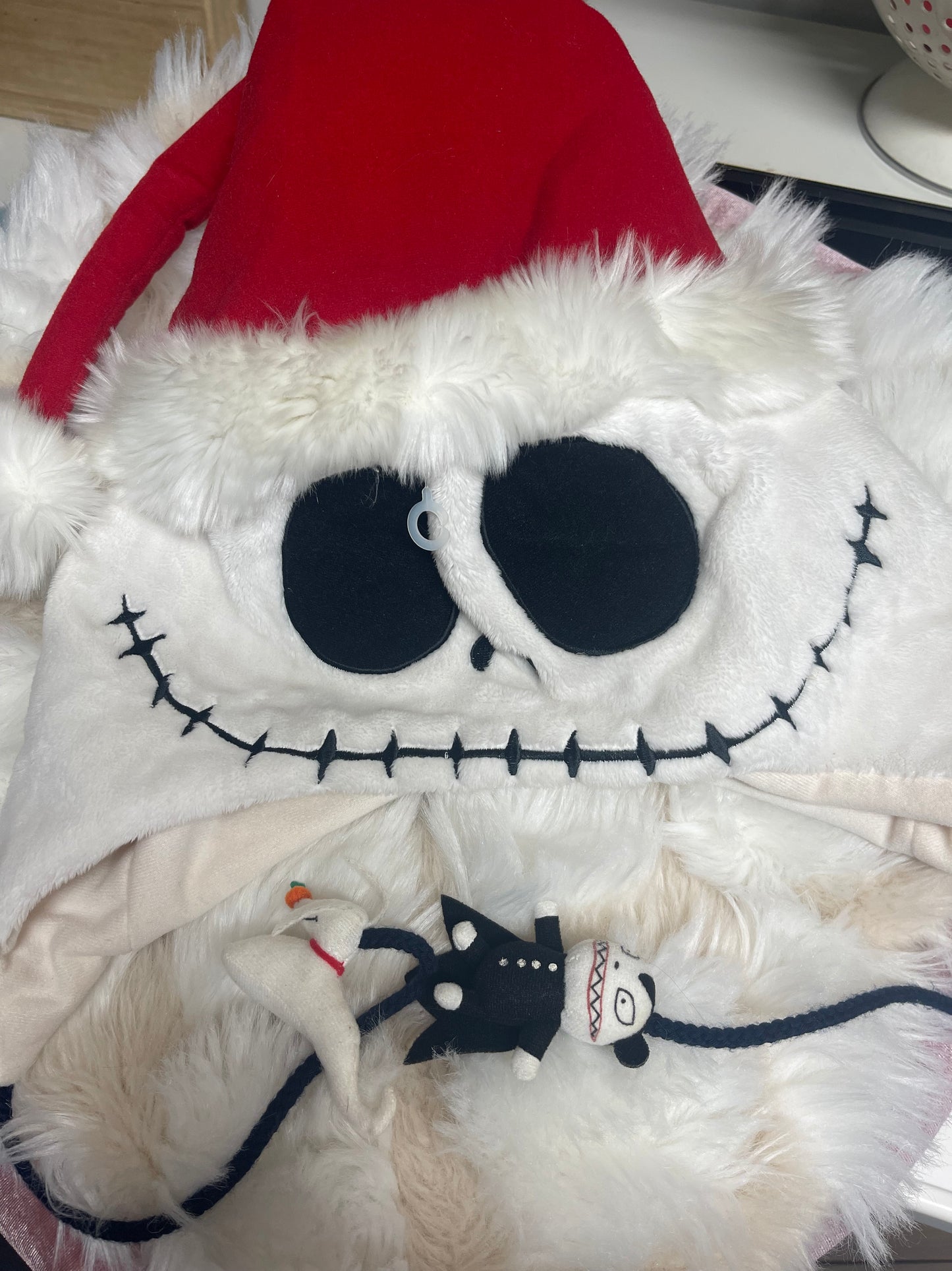 Preowned Tokyo Disney jack skellington Christmas beanie hat