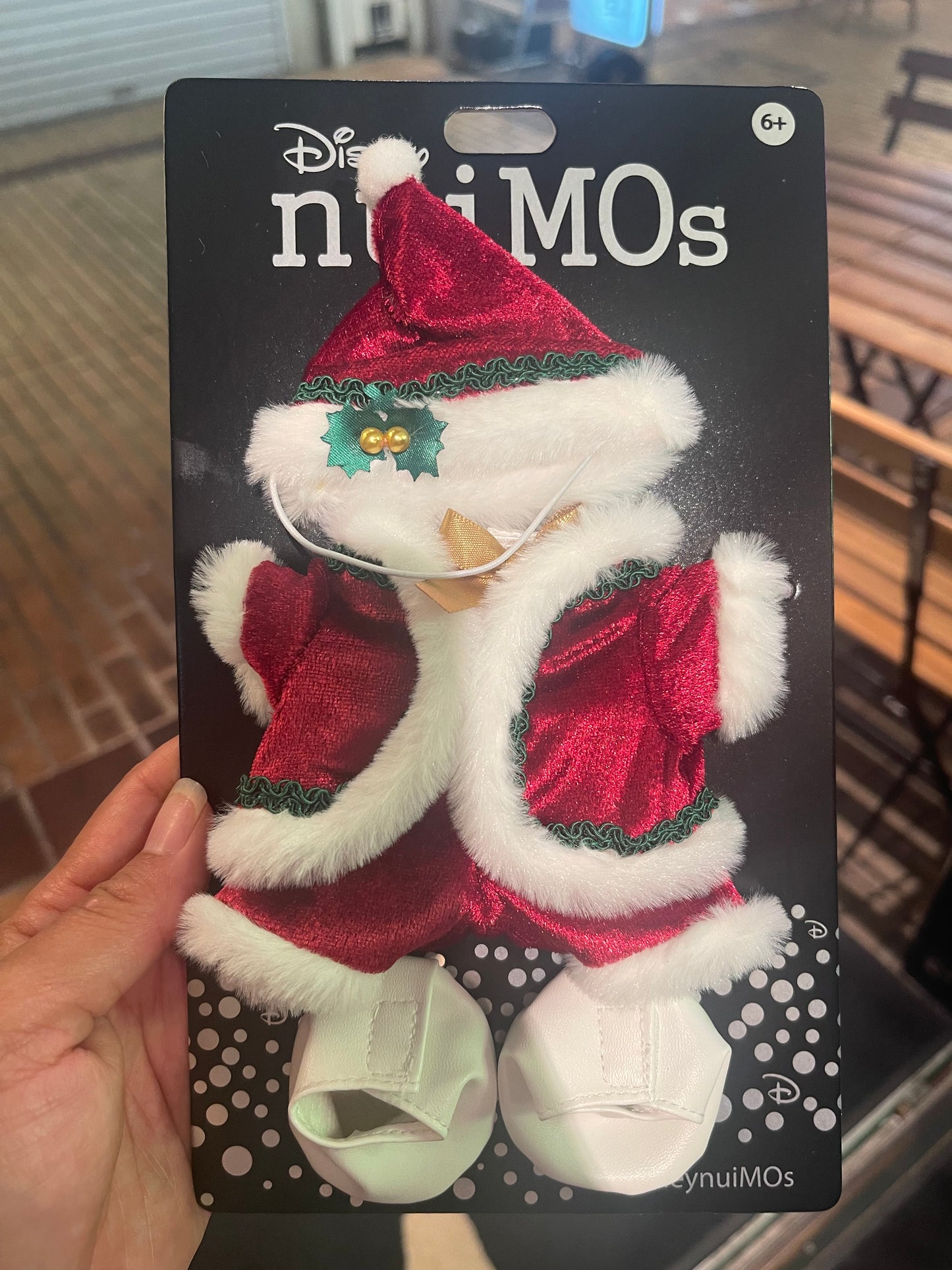 Disney store Japan Christmas NuiMos outfit