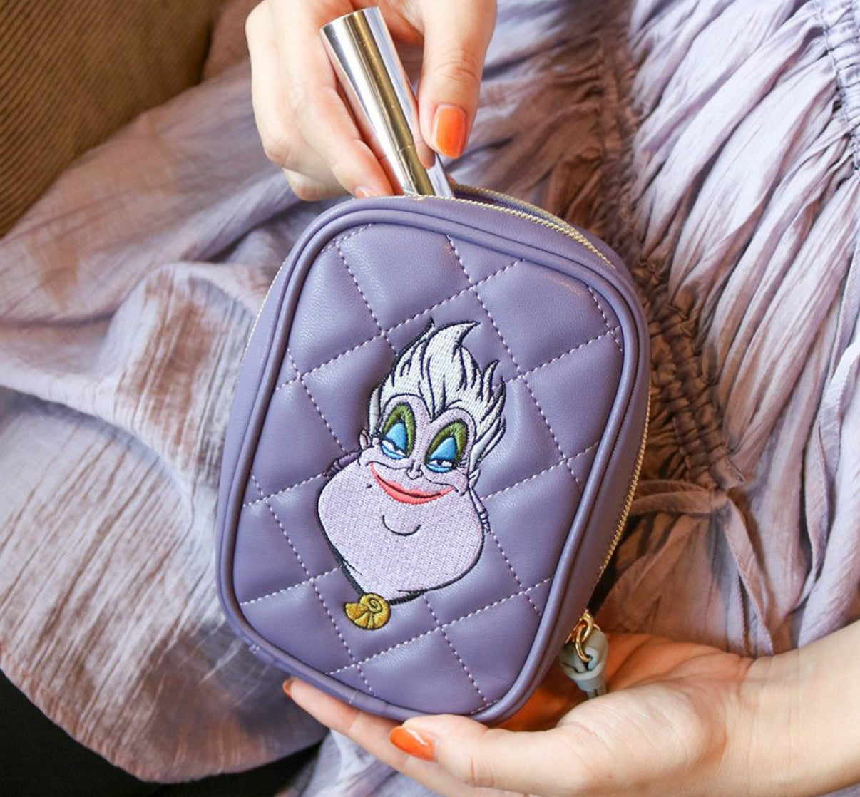 Accommode villains Pouch Ursula Cruella Malificent