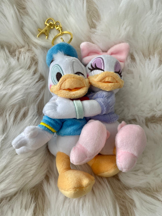 Disney store Japan happy hug Daisy and Donald keychain plush