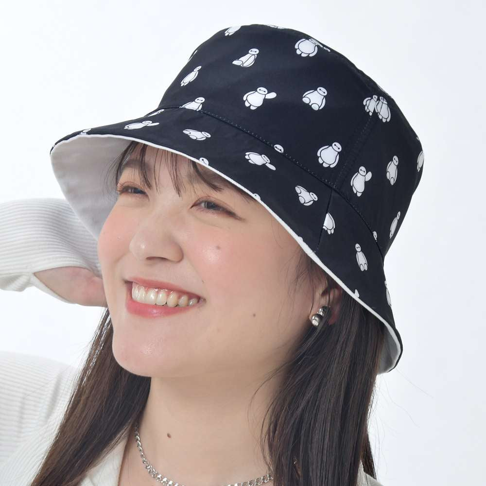 Disney store Baymax reversible bucket hat