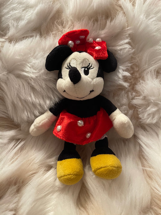 Disney store Minnie Mouse Pearl keychain plush